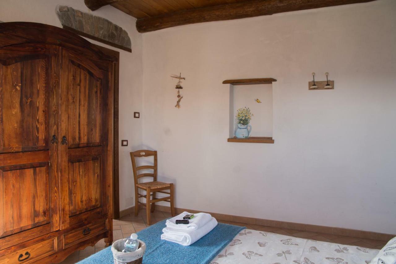 Agriturismo Angio Nel Cere Bracelli 外观 照片